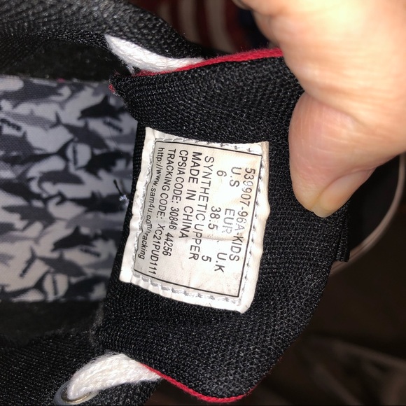 Levi’s youth sneakers size 6 - Picture 8 of 8